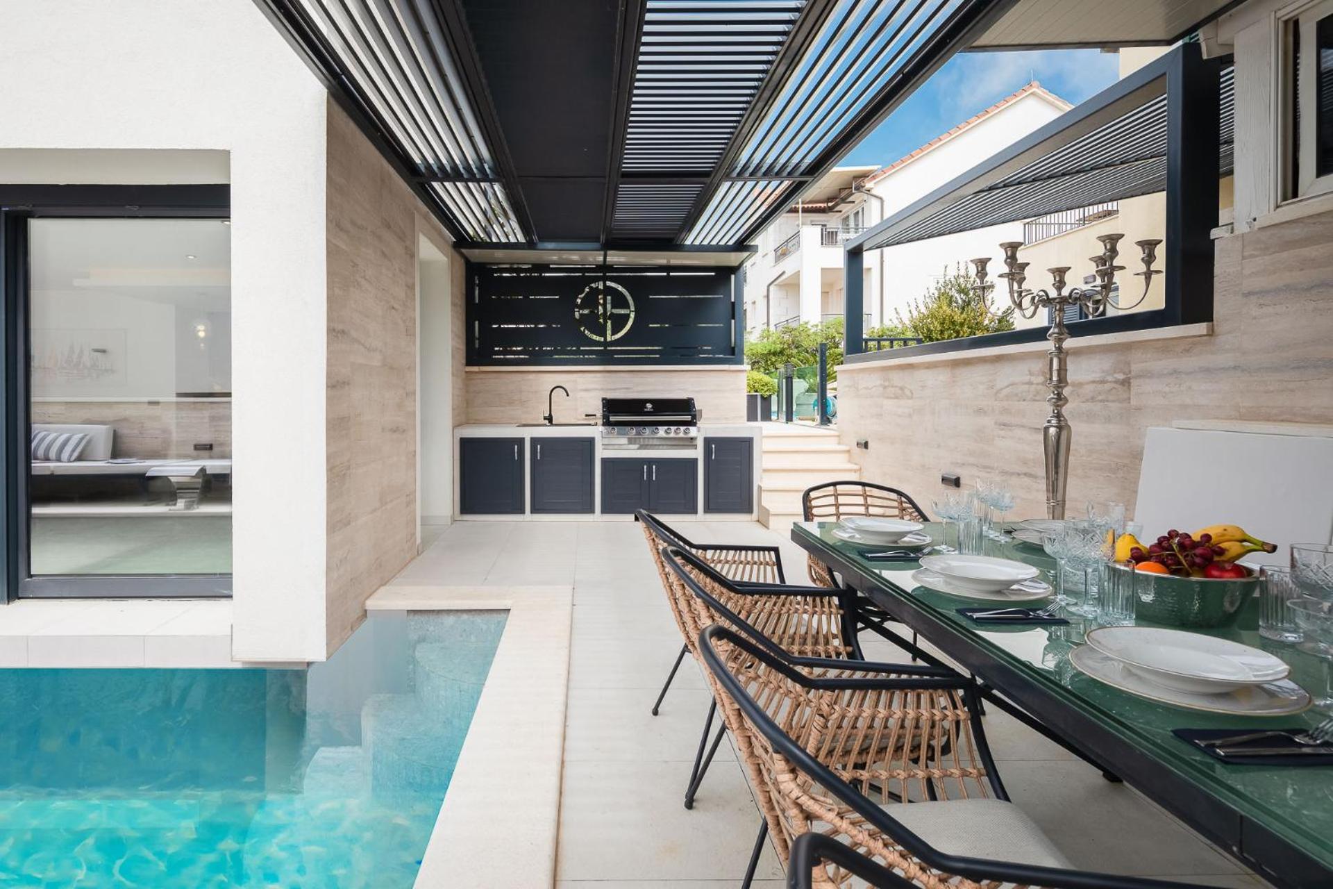 Villa Royale With Shared Pool Hvar Town Exterior photo