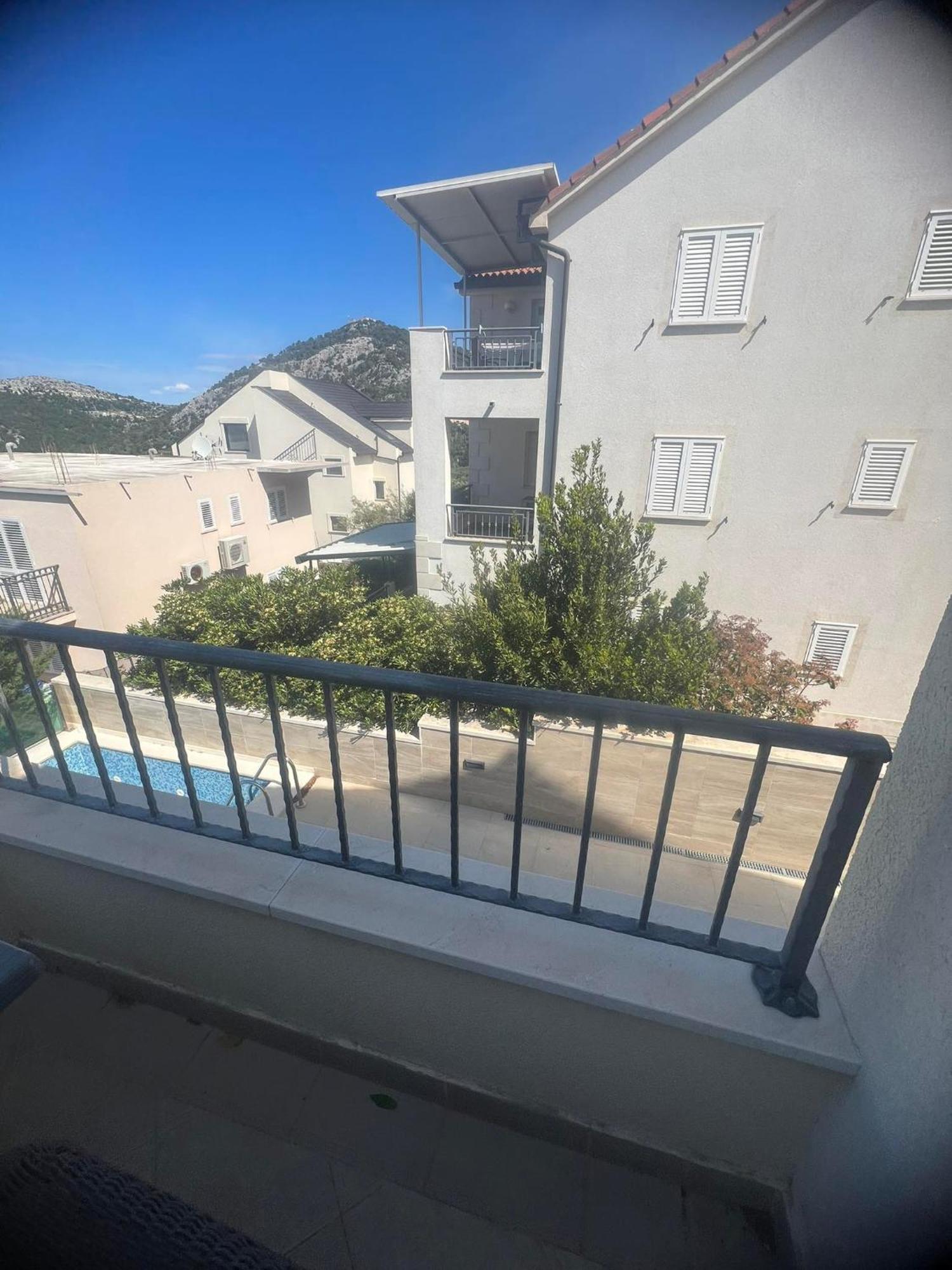 Villa Royale With Shared Pool Hvar Town Exterior photo